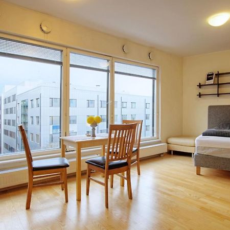 Studio Apartment In Quiet Heart Of Everything Tallinn Dış mekan fotoğraf