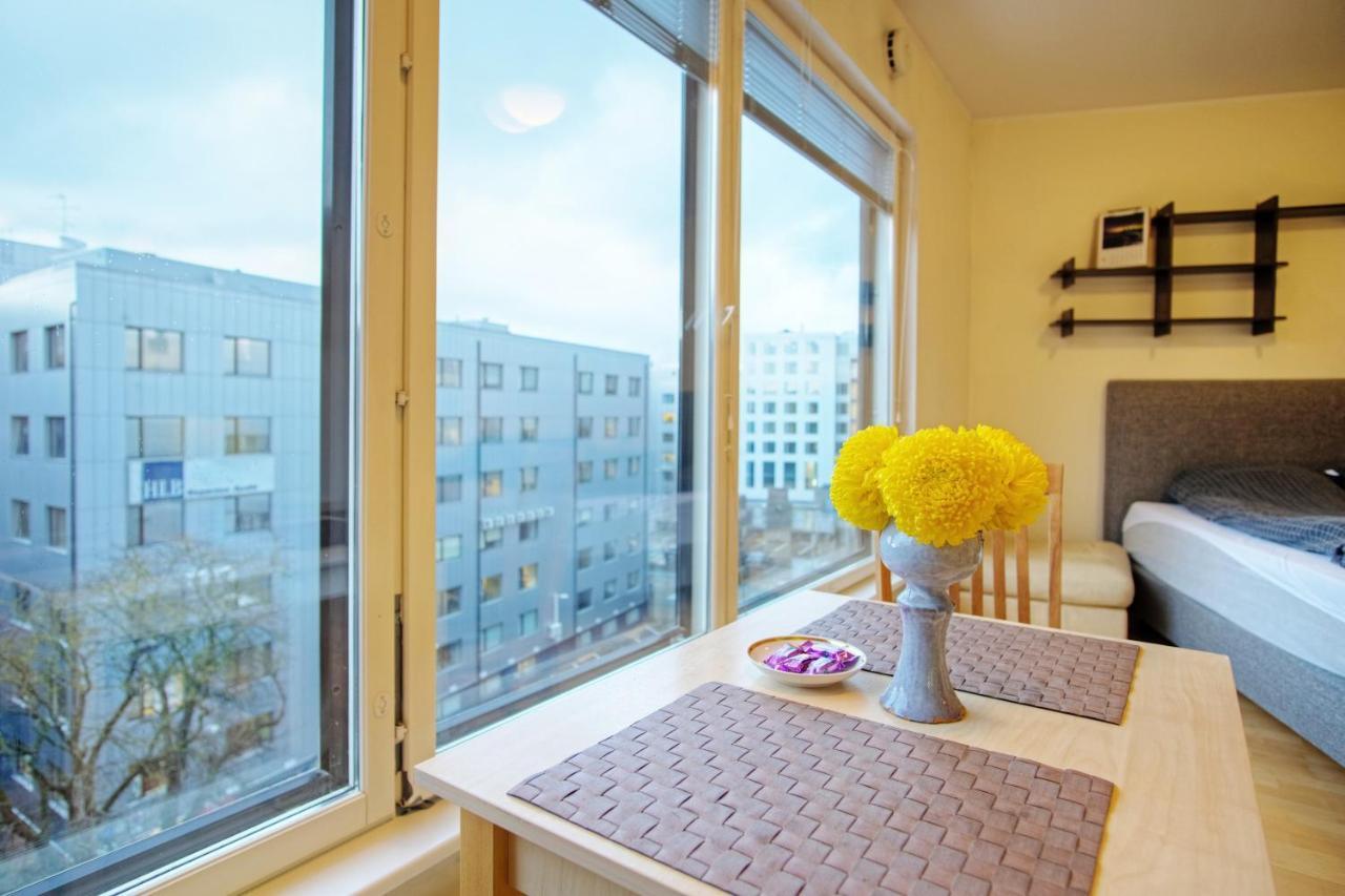 Studio Apartment In Quiet Heart Of Everything Tallinn Dış mekan fotoğraf