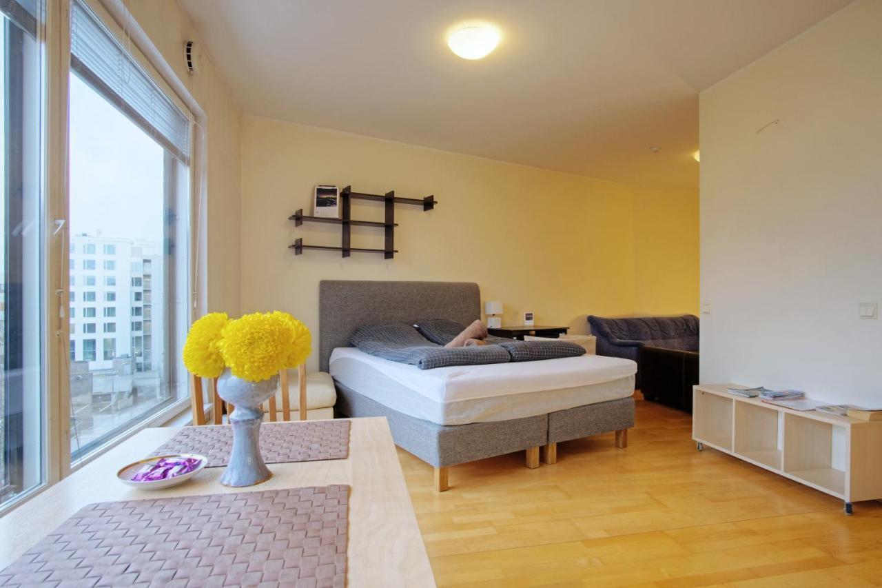 Studio Apartment In Quiet Heart Of Everything Tallinn Dış mekan fotoğraf